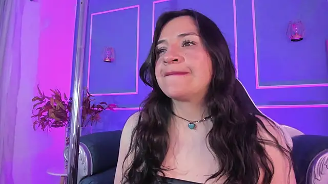 TaraTaylorr online show from October 21, 2025, 2:45 am