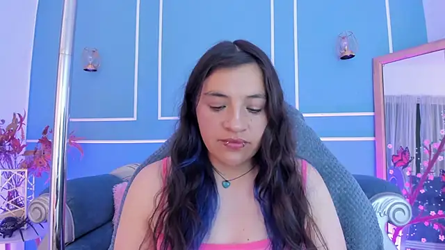 Snapshot of TaraTaylorr chatting on June 19, 2026, 2:05 am TaraTaylorr online show from June 19, 2026, 2:05 am