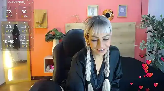 yessila parker online show from March 5, 2025, 5:40 am