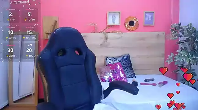 yessila parker online show from March 7, 2025, 8:45 am