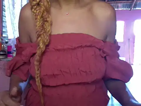 Ladyzee25 online show from December 16, 2025, 4:01 pm