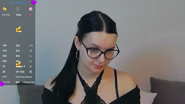 Snapshot of Miss_Vic chatting on March 17, 2025, 7:48 pm Miss Vic online show from March 17, 2025, 7:48 pm