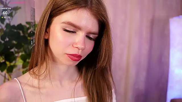 AmityDilley online show from November 7, 2025, 4:34 am