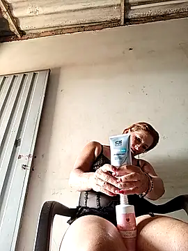 Snapshot of Sexy-Woman-Mature chatting on October 13, 2025, 1:44 pm Sexy-Woman-Mature online show from October 13, 2025, 1:44 pm