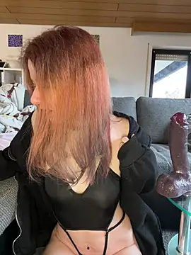 SweetSeraphine online show from March 14, 2025, 3:58 pm