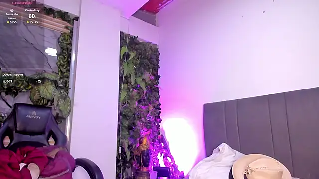 Fernanda liie  online show from March 5, 2026, 12:28 am