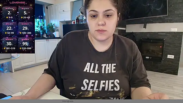 Layla- online show from January 29, 2025, 9:23 am