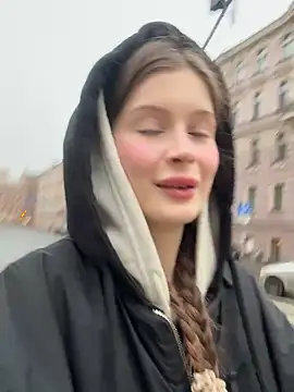 Snapshot of melicious_ chatting on March 6, 2025, 12:52 pm melicious online show from March 6, 2025, 12:52 pm