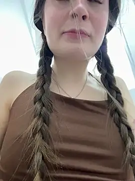 melicious  online show from March 27, 2026, 8:26 am