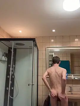 Snapshot of xy_monkeyBigCock chatting on March 17, 2025, 11:54 pm xy monkeyBigCock online show from March 17, 2025, 11:54 pm