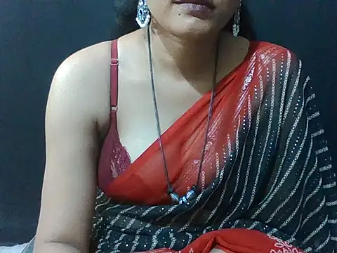 Snapshot of sugandha_bhabhi chatting on October 12, 2025, 5:12 pm sugandha bhabhi online show from October 12, 2025, 5:12 pm