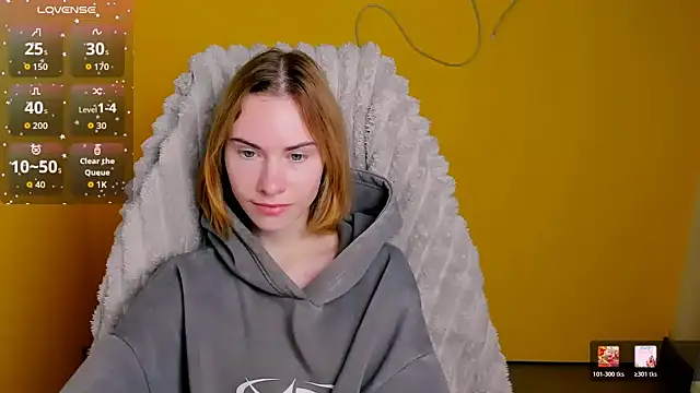 Snapshot of Fiona_Night chatting on February 1, 2026, 7:29 am Fiona Night online show from February 1, 2026, 7:29 am