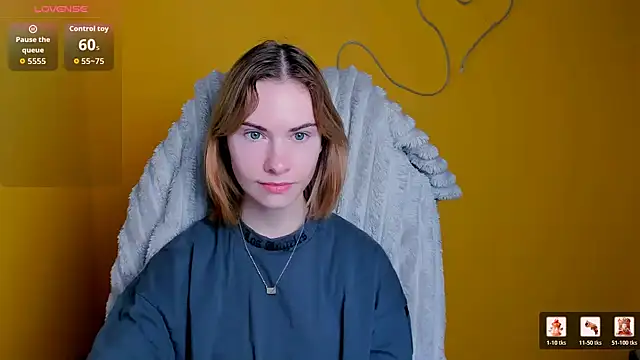 Snapshot of Fiona_Night chatting on February 15, 2026, 5:59 am Fiona Night online show from February 15, 2026, 5:59 am