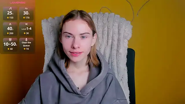 Snapshot of Fiona_Night chatting on February 22, 2026, 6:46 am Fiona Night online show from February 22, 2026, 6:46 am