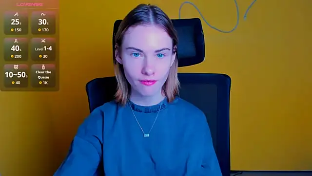 Snapshot of Fiona_Night chatting on March 3, 2026, 6:19 am Fiona Night online show from March 3, 2026, 6:19 am