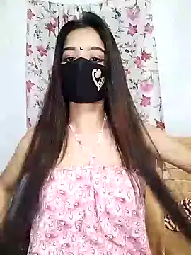 Orna-1 online show from October 10, 2025, 8:41 pm