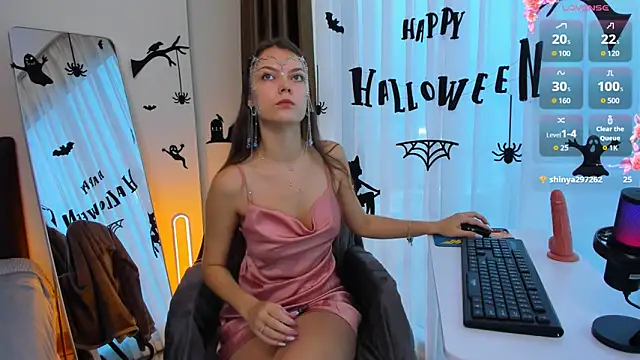 Snapshot of Alice_neon chatting on October 30, 2025, 12:34 am Alice neon online show from October 30, 2025, 12:34 am