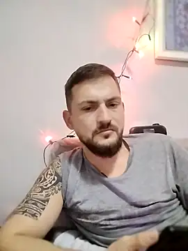 iurinicola online show from December 3, 2025, 10:19 pm