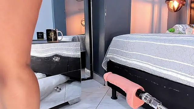 Snapshot of Melissa_23_ chatting on November 3, 2025, 12:06 pm Melissa 23 online show from November 3, 2025, 12:06 pm