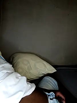 menzix96 online show from November 13, 2025, 6:40 pm