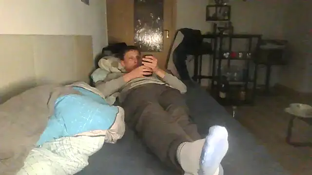 Snapshot of spritzer182 chatting on November 8, 2025, 3:23 pm spritzer182 online show from November 8, 2025, 3:23 pm