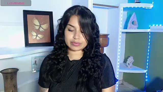 Snapshot of SamanthaSmiithh chatting on October 24, 2025, 7:43 pm SamanthaSmiithh online show from October 24, 2025, 7:43 pm