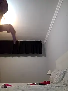 Melody73 online show from September 26, 2025, 4:16 am