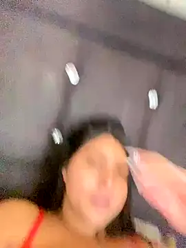 mayteziinhaa online show from October 28, 2025, 1:03 pm