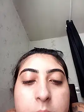 mayteziinhaa online show from January 9, 2026, 4:21 pm