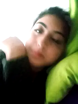 mayteziinhaa online show from March 11, 2026, 6:36 pm