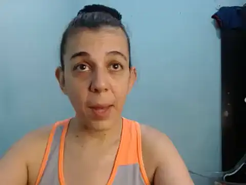 Snapshot of luli_angel chatting on October 28, 2025, 1:09 am luli angel online show from October 28, 2025, 1:09 am