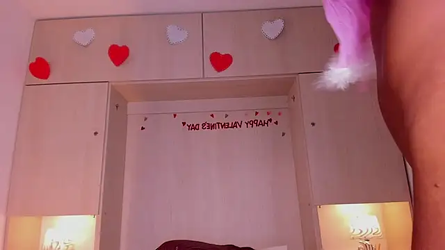 Snapshot of BeverlySteel chatting on February 16, 2026, 8:27 pm BeverlySteel online show from February 16, 2026, 8:27 pm