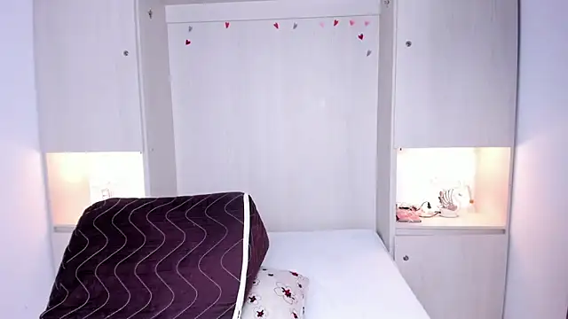 BeverlySteel online show from March 28, 2026, 8:08 pm