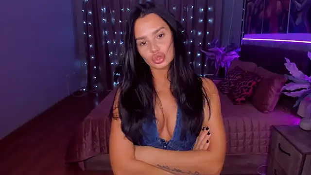 DanaSincere online show from March 18, 2025, 6:57 am