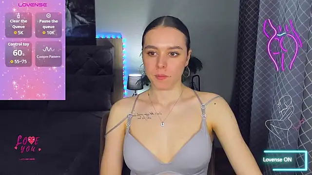 EmelyMason online show from February 28, 2026, 12:28 pm