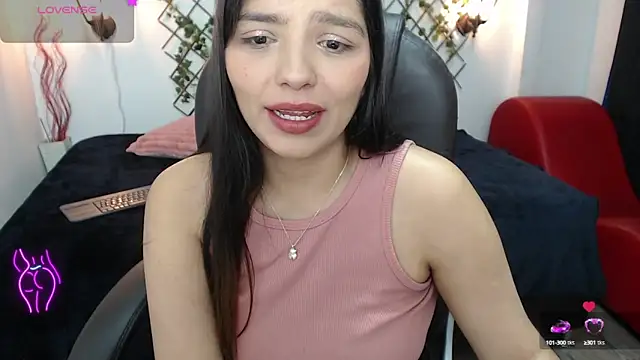 Snapshot of issa__nassar chatting on October 2, 2025, 1:29 pm issa nassar online show from October 2, 2025, 1:29 pm