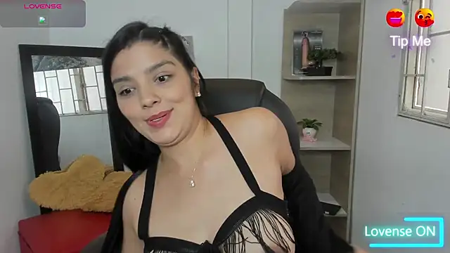 Snapshot of issa__nassar chatting on October 10, 2025, 1:43 pm issa nassar online show from October 10, 2025, 1:43 pm