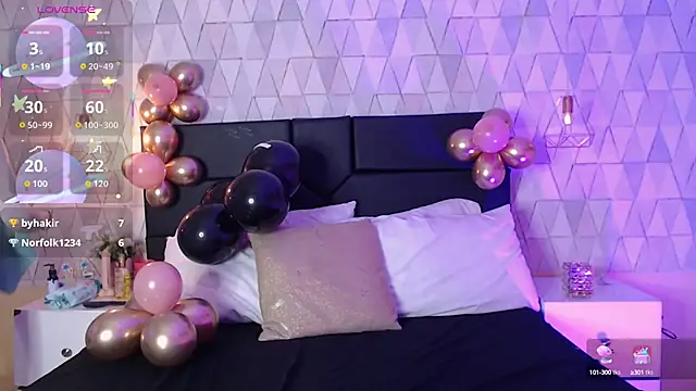 LiliJensen online show from October 8, 2025, 9:12 pm