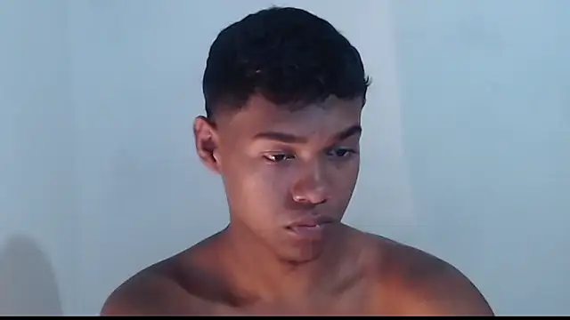 Snapshot of Jampier_sexyboy chatting on March 6, 2025, 7:10 pm Jampier sexyboy online show from March 6, 2025, 7:10 pm