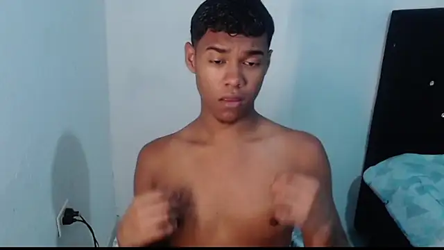 Snapshot of Jampier_sexyboy chatting on March 11, 2025, 1:01 pm Jampier sexyboy online show from March 11, 2025, 1:01 pm