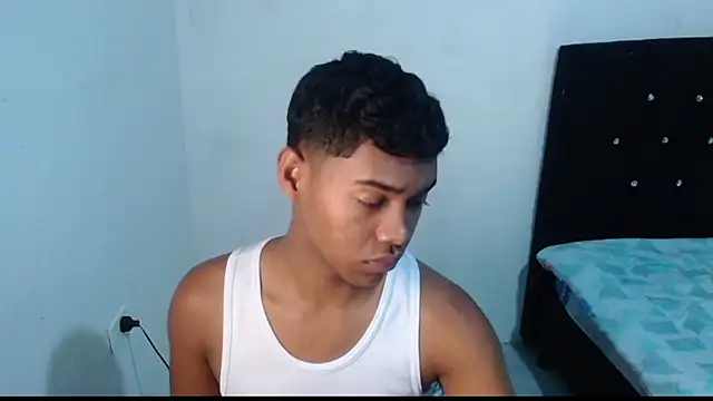 Snapshot of Jampier_sexyboy chatting on March 12, 2025, 4:35 pm Jampier sexyboy online show from March 12, 2025, 4:35 pm