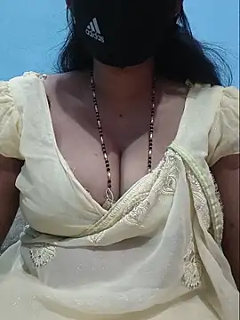 Snapshot of Sexyradha_ chatting on June 29, 2026, 5:13 pm Sexyradha online show from June 29, 2026, 5:13 pm