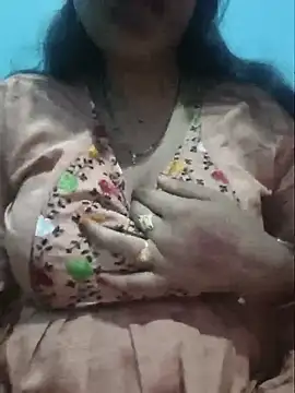 Snapshot of Sexyradha_ chatting on July 17, 2026, 8:57 pm Sexyradha online show from July 17, 2026, 8:57 pm