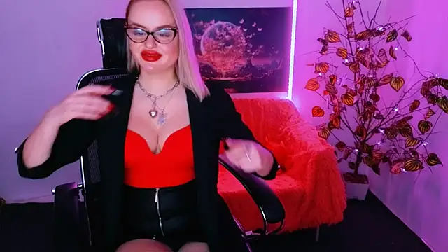 Miss Alice Silver online show from November 26, 2025, 4:52 pm