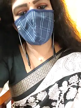 Snapshot of ashmitha chatting on October 27, 2025, 5:22 am ashmitha online show from October 27, 2025, 5:22 am