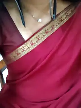 Snapshot of ashmitha chatting on October 28, 2025, 6:39 am ashmitha online show from October 28, 2025, 6:39 am