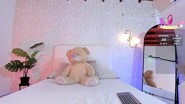 alanarouge online show from March 10, 2026, 11:48 am