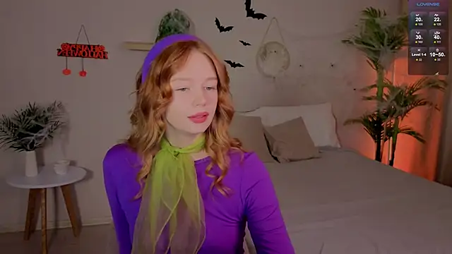 Ckarollina online show from October 31, 2025, 3:46 pm