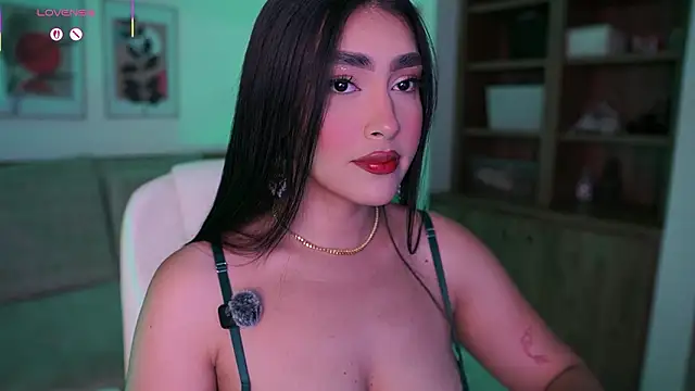 JulesBenett online show from March 17, 2026, 11:35 am