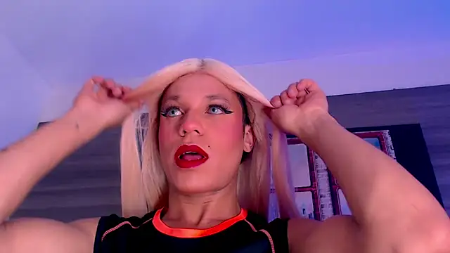 Snapshot of SashaNova chatting on October 9, 2025, 5:38 am SashaNova online show from October 9, 2025, 5:38 am